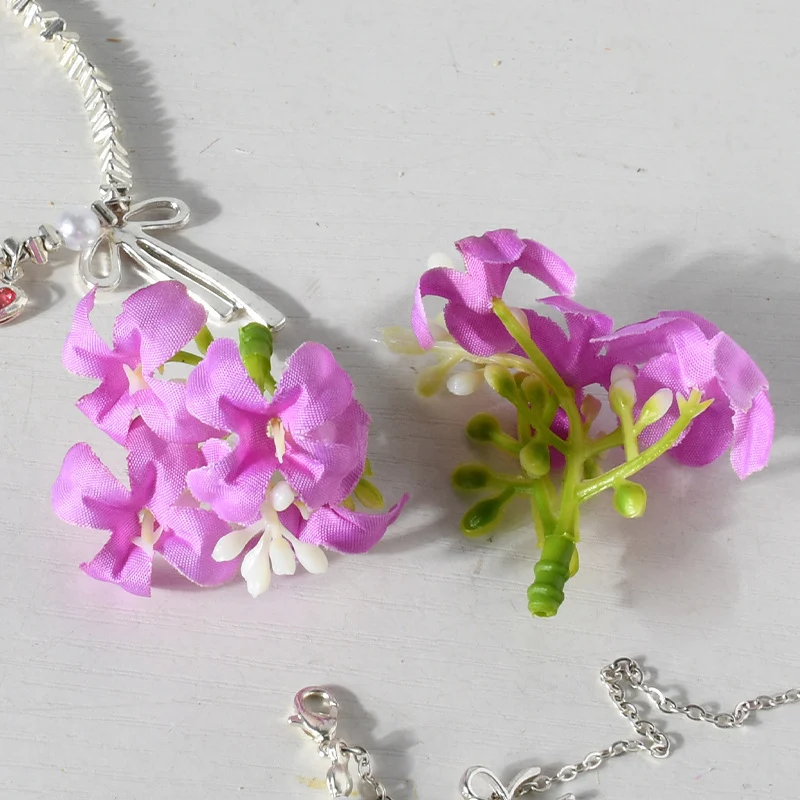 Elegantes Blumen-Haardekorationsset