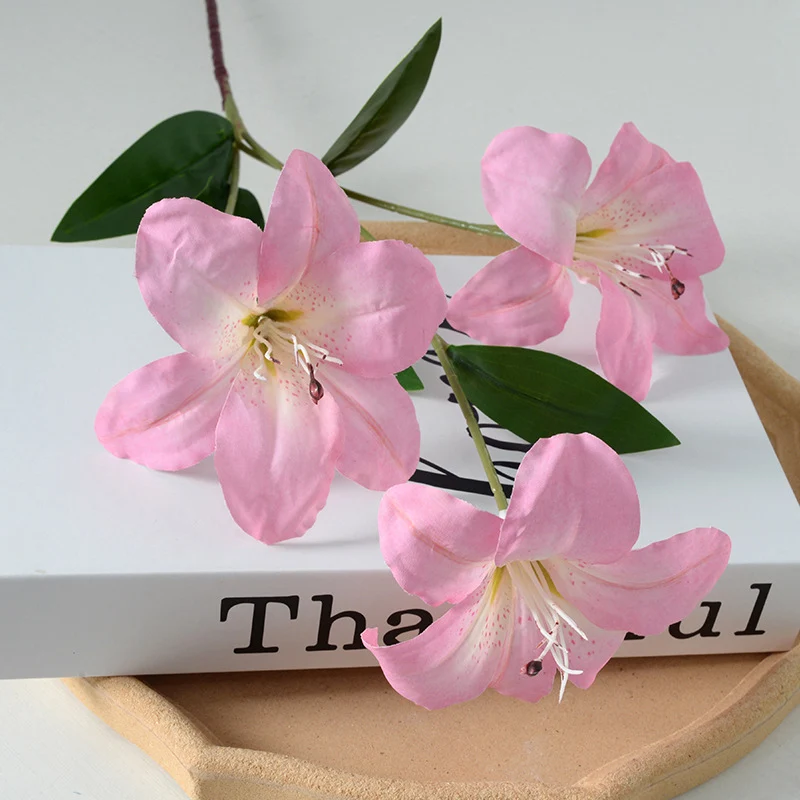 Künstliche Blumenarrangement