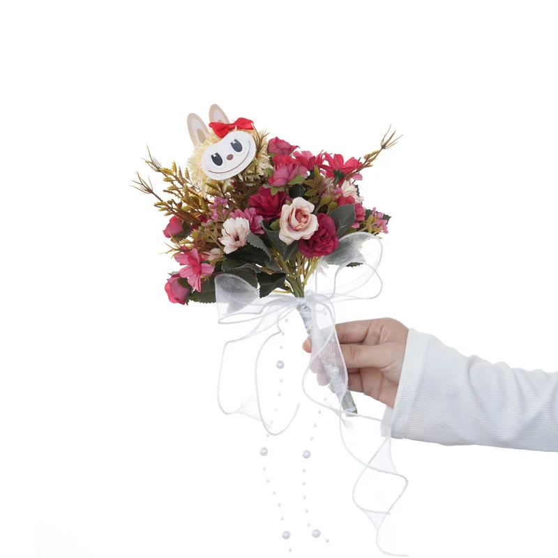 Dekorativer Floralstrauß