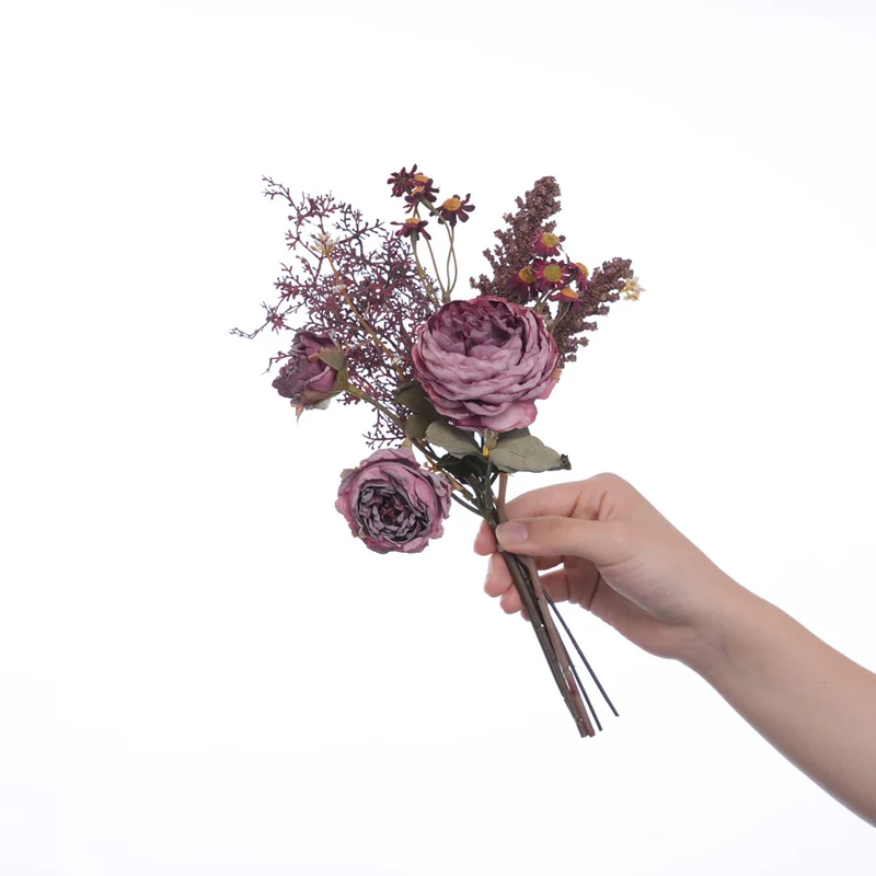 Eleganter Kunstblumenstrauß
