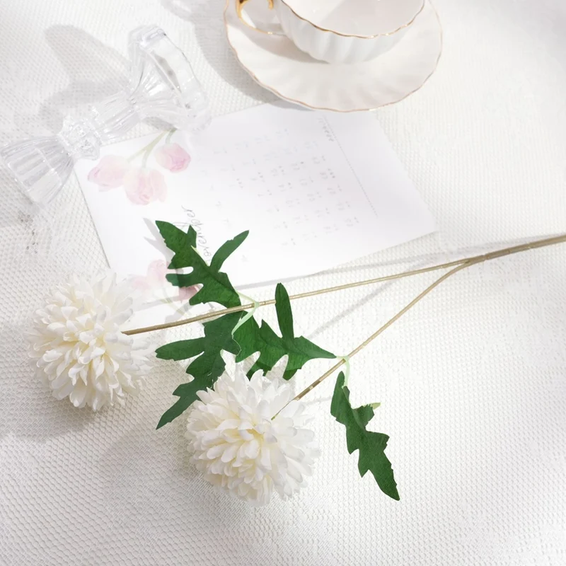 Elegante dekorative Blumenstiel