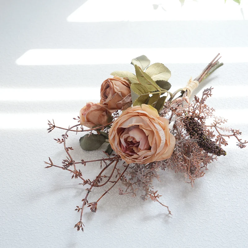 Eleganter Künstlicher Blumenstrauß