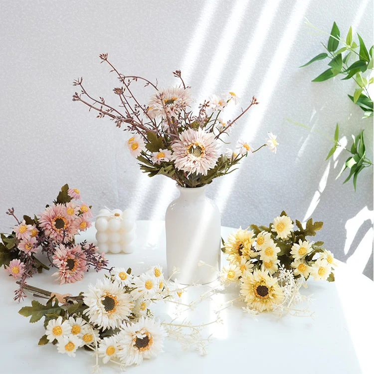 Eleganter Künstlicher Blumenstrauß