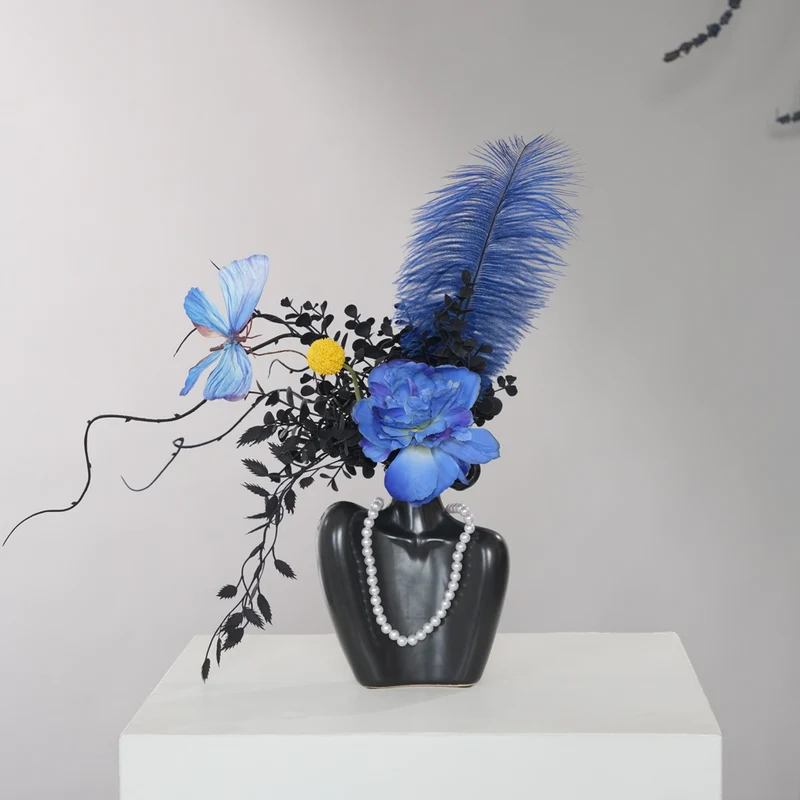 Modern Künstlerische Florale Tischmitte