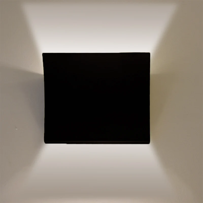 Moderne Künstlerische Wandleuchte