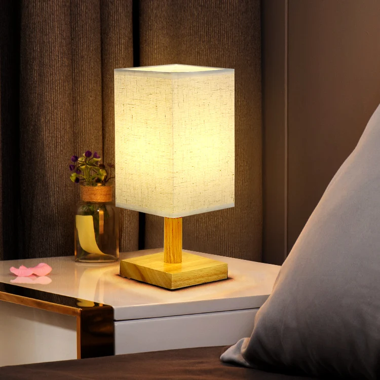 Minimalistische Stoff Tischlampe